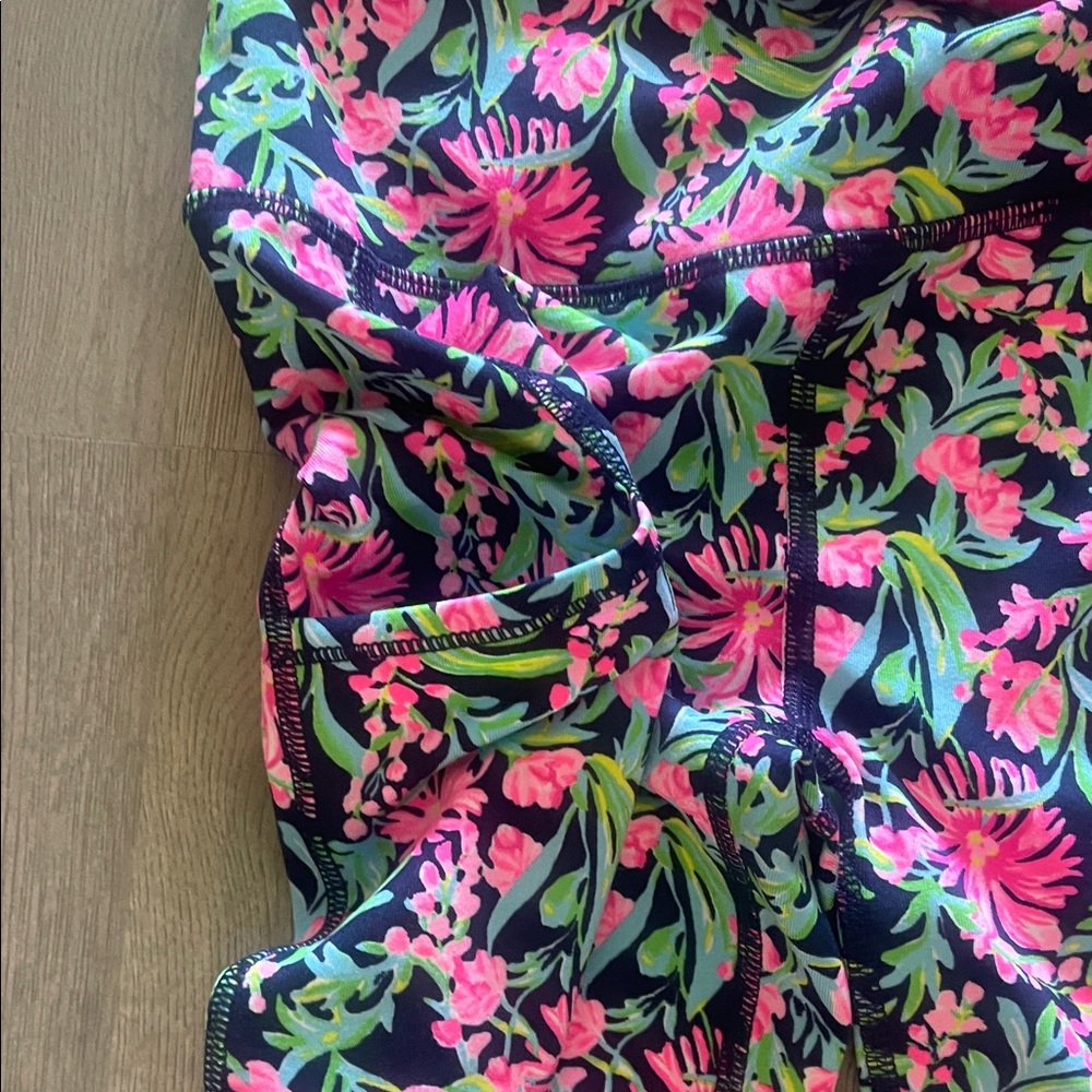 Lilly Pulitzer Pink and Green Floral Leggings XS NEW - Picture 4 of 9